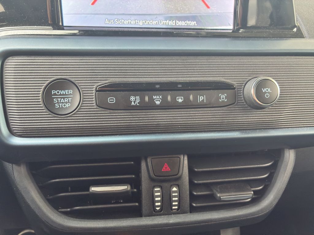 Ford Tourneo Courier 2025