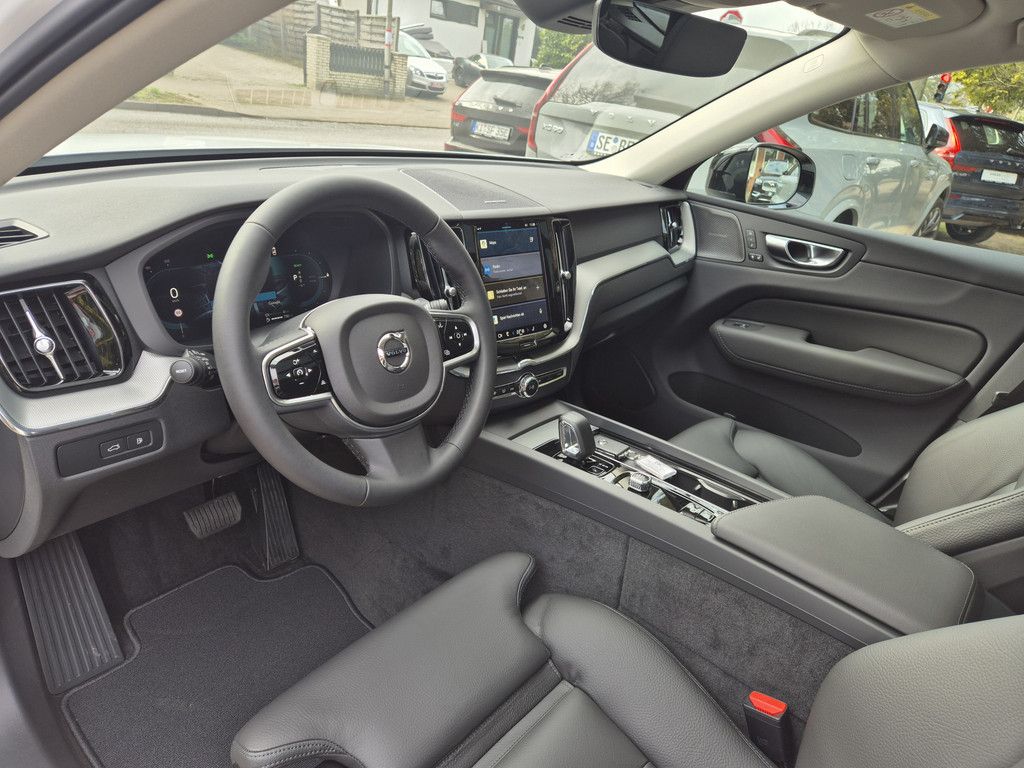 Volvo XC60 2025