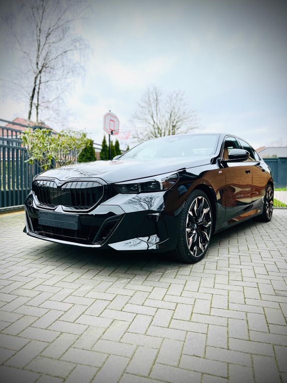 BMW 520 2024