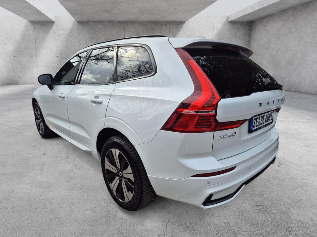Volvo XC60 2025