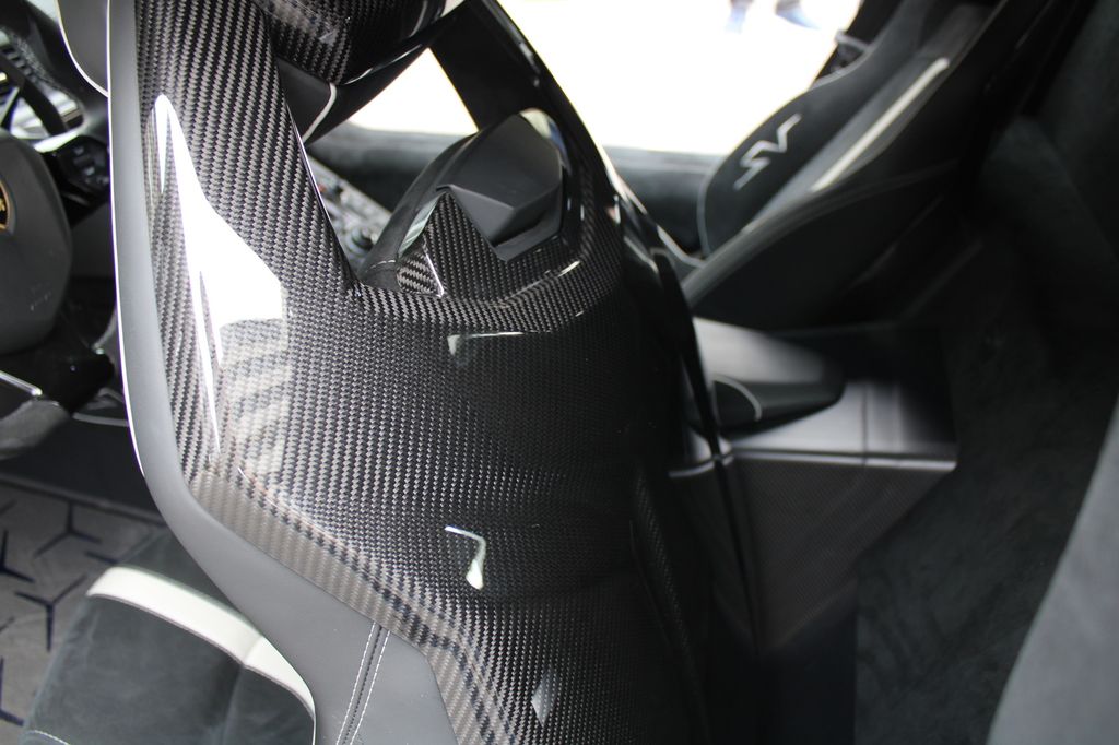 Lamborghini Aventador 2015