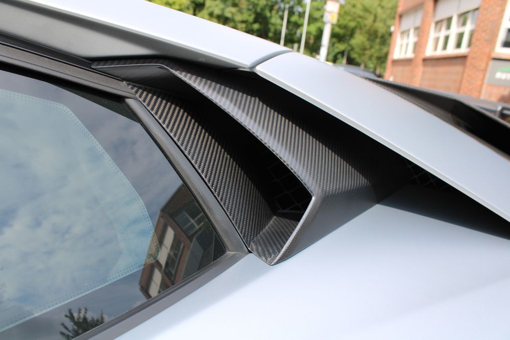 Lamborghini Aventador 2015