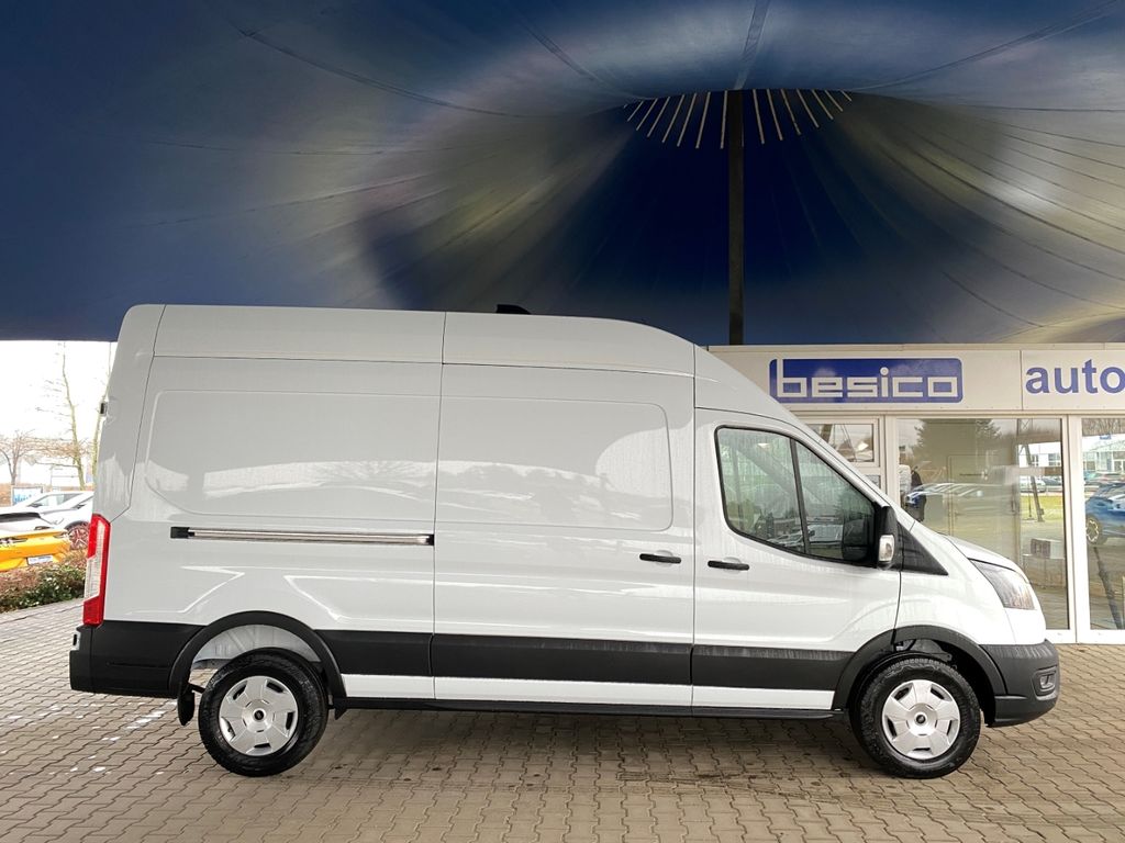 Ford Transit 2025