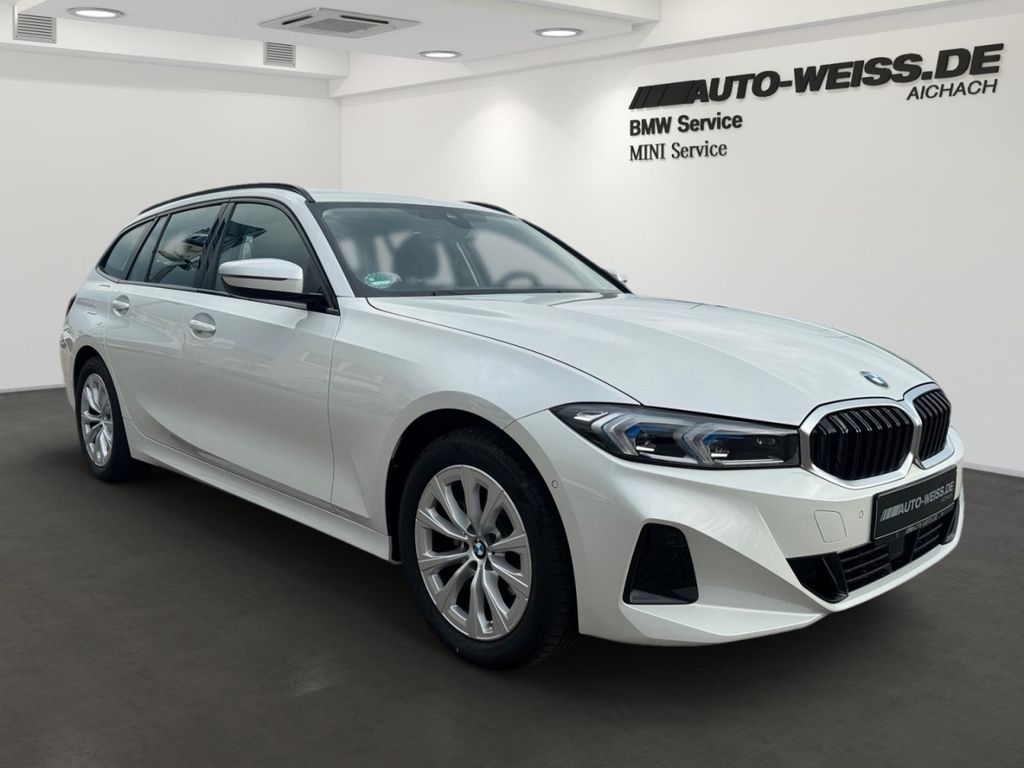 BMW 318 2022