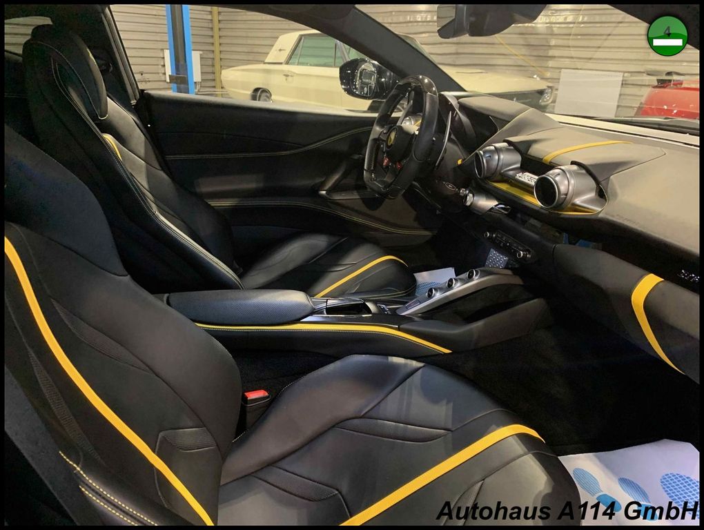 Ferrari 812 2020