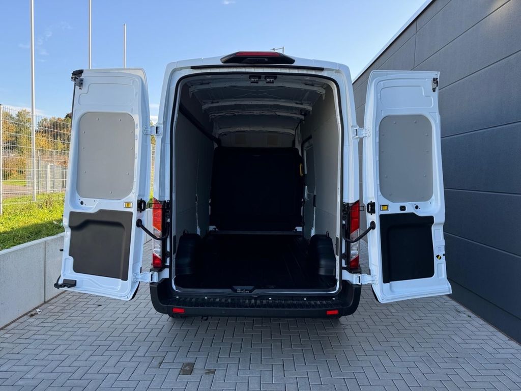 Ford Transit 2025