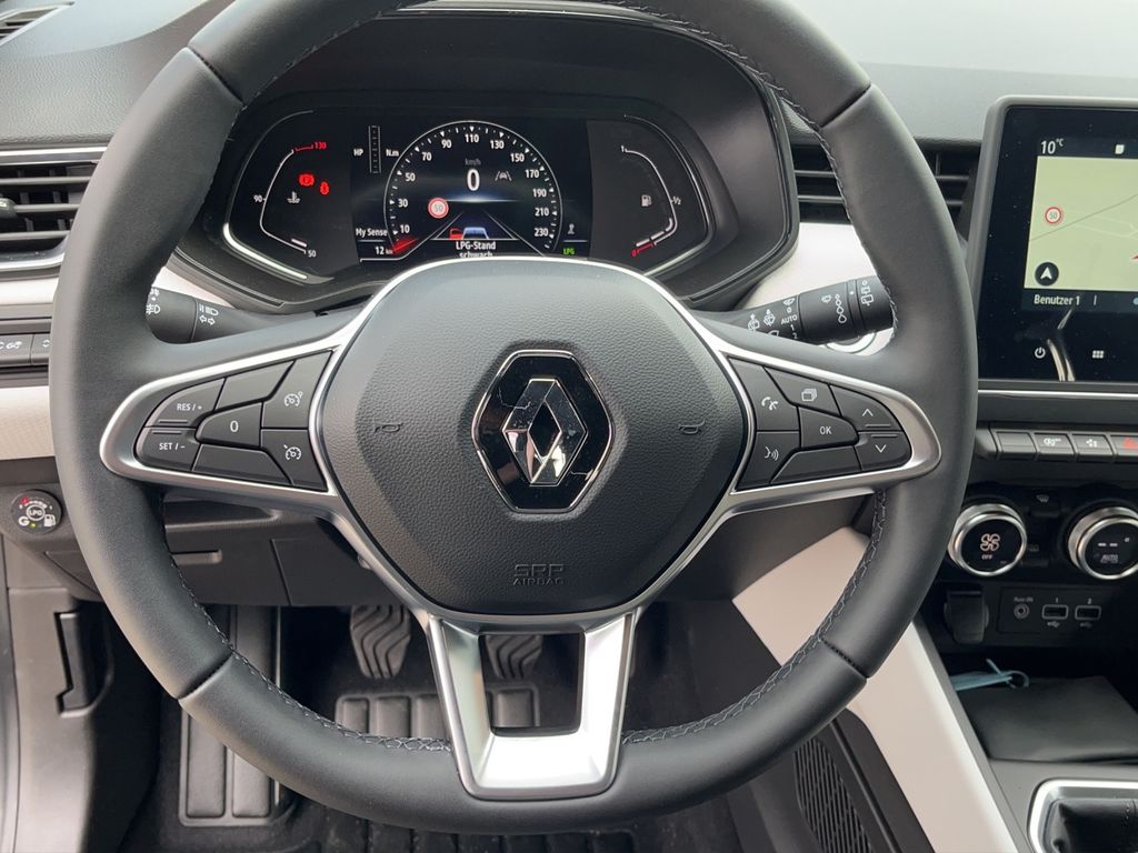 Renault Clio 2023