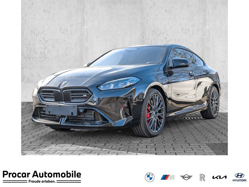 BMW M235 2025
