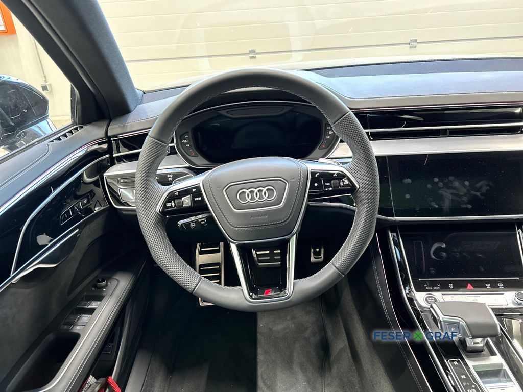 Audi A8 2025