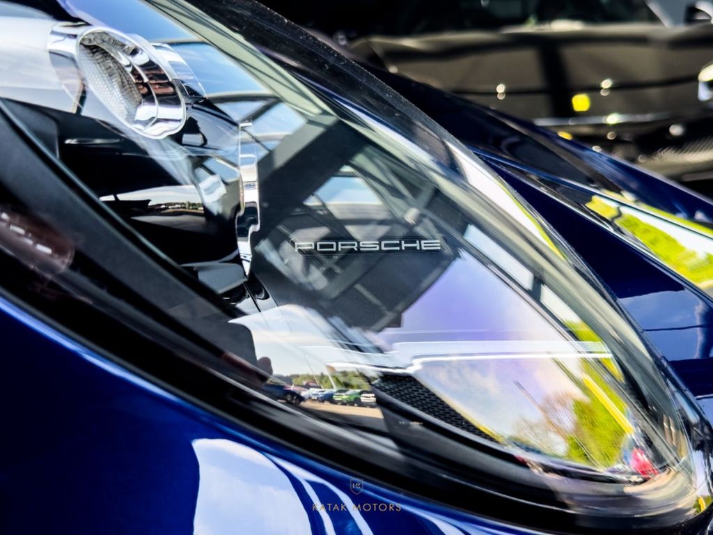Porsche 992 2024