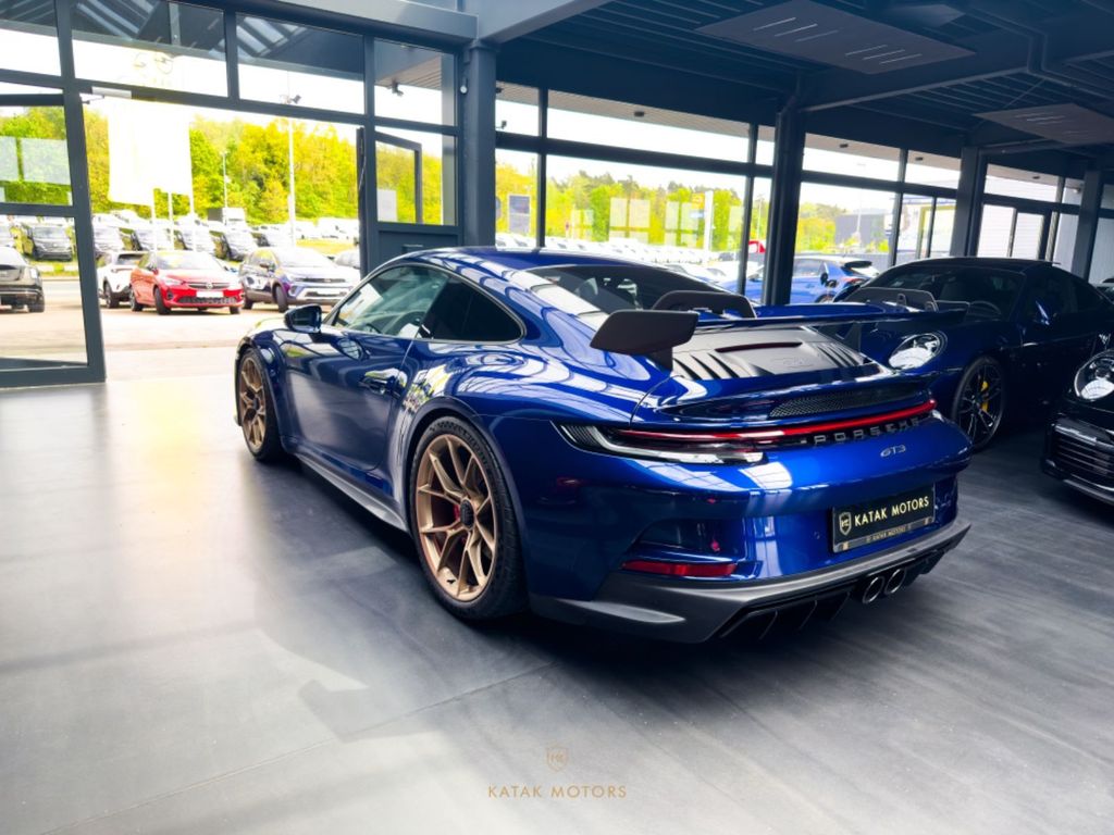 Porsche 992 2024
