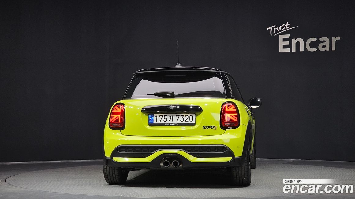Mini Cooper 2023