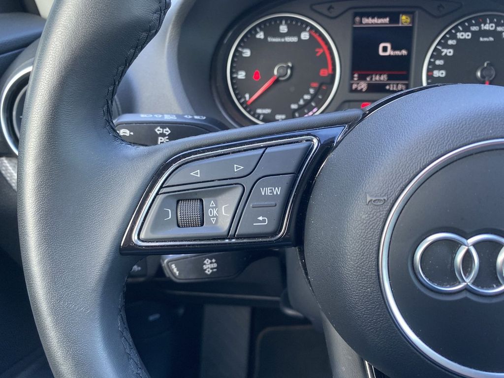 Audi Q2 2024