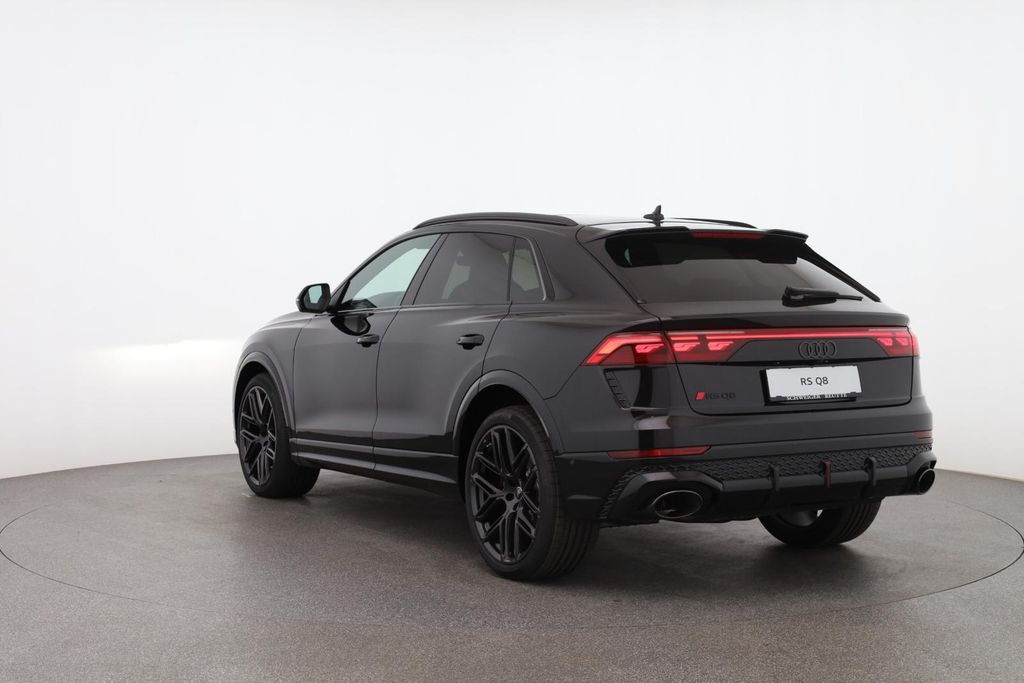 Audi RSQ8 2025