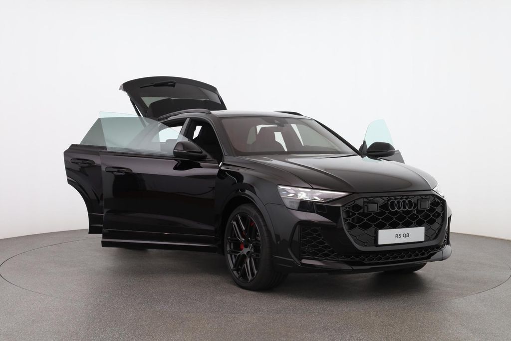 Audi RSQ8 2025