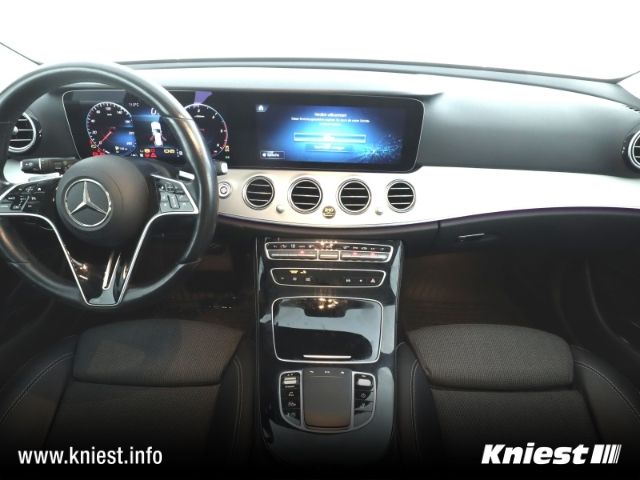 Mercedes-Benz E 220 2021