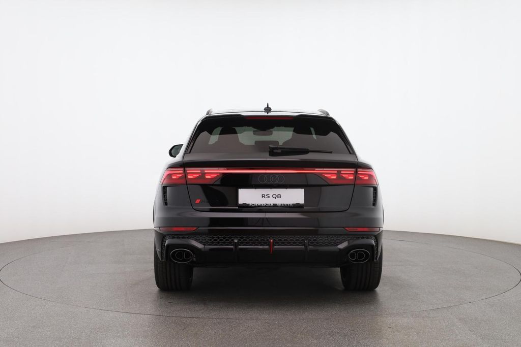 Audi RSQ8 2025