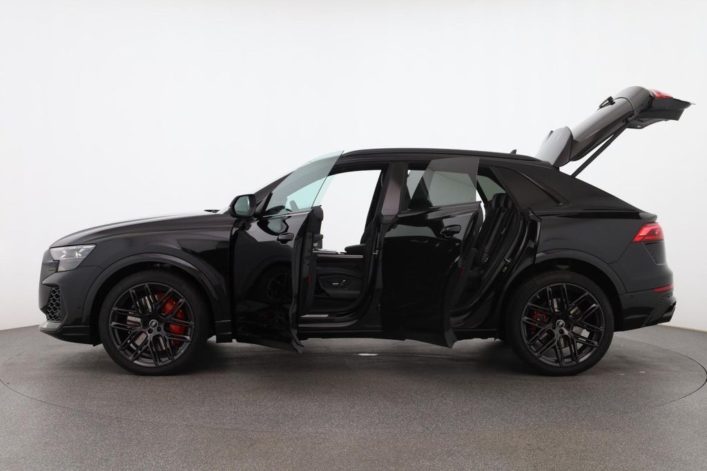 Audi RSQ8 2025