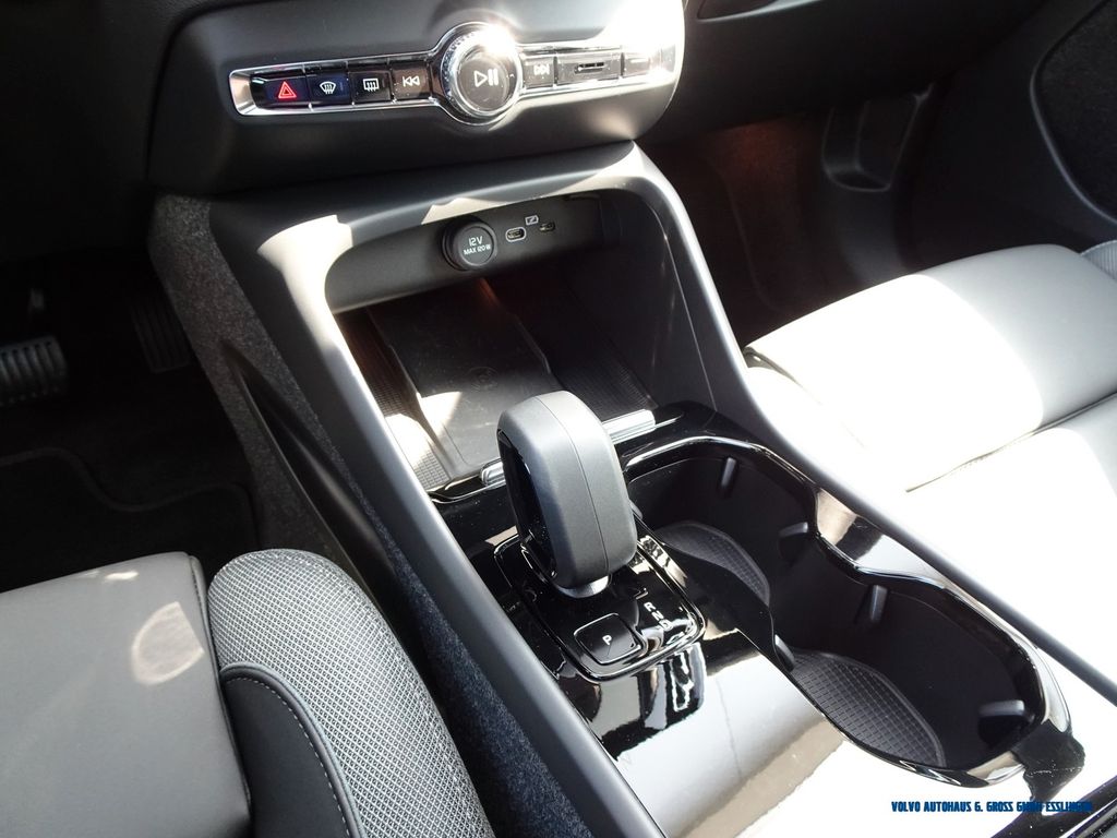 Volvo C40 2024