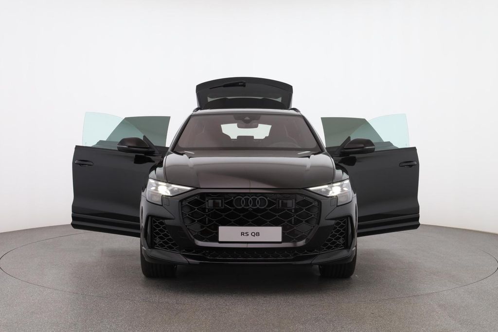 Audi RSQ8 2025