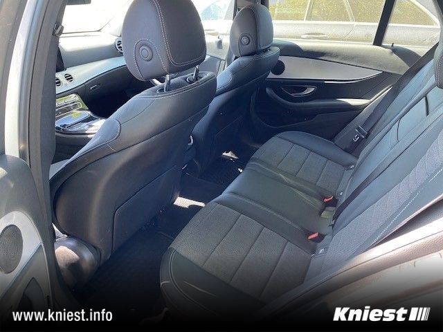 Mercedes-Benz E 220 2021