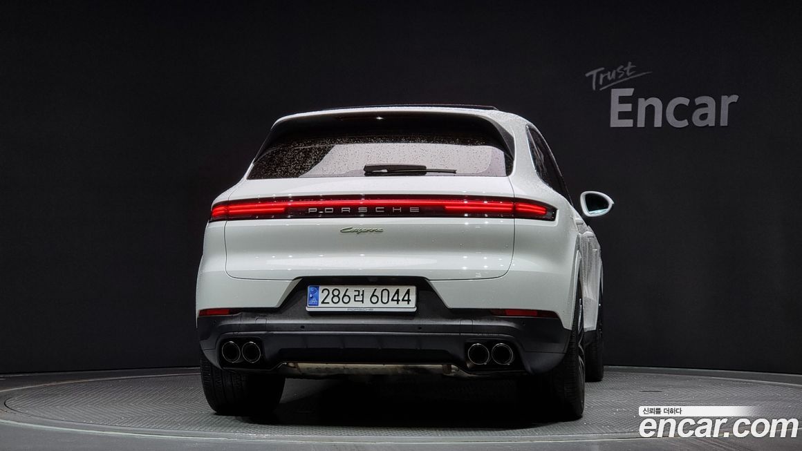 Porsche Cayenne 2025