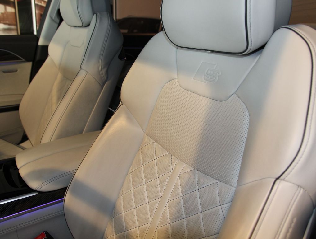 Audi S8 2021