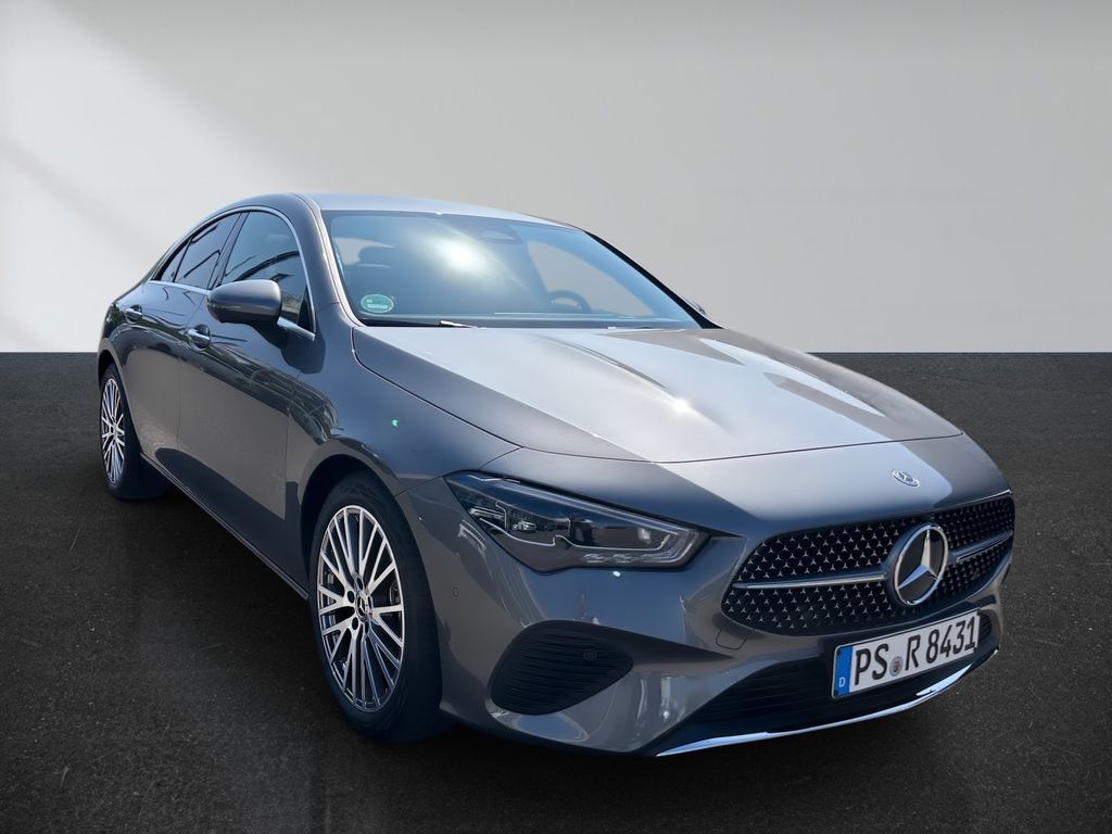 Mercedes-Benz CLA 200 2025