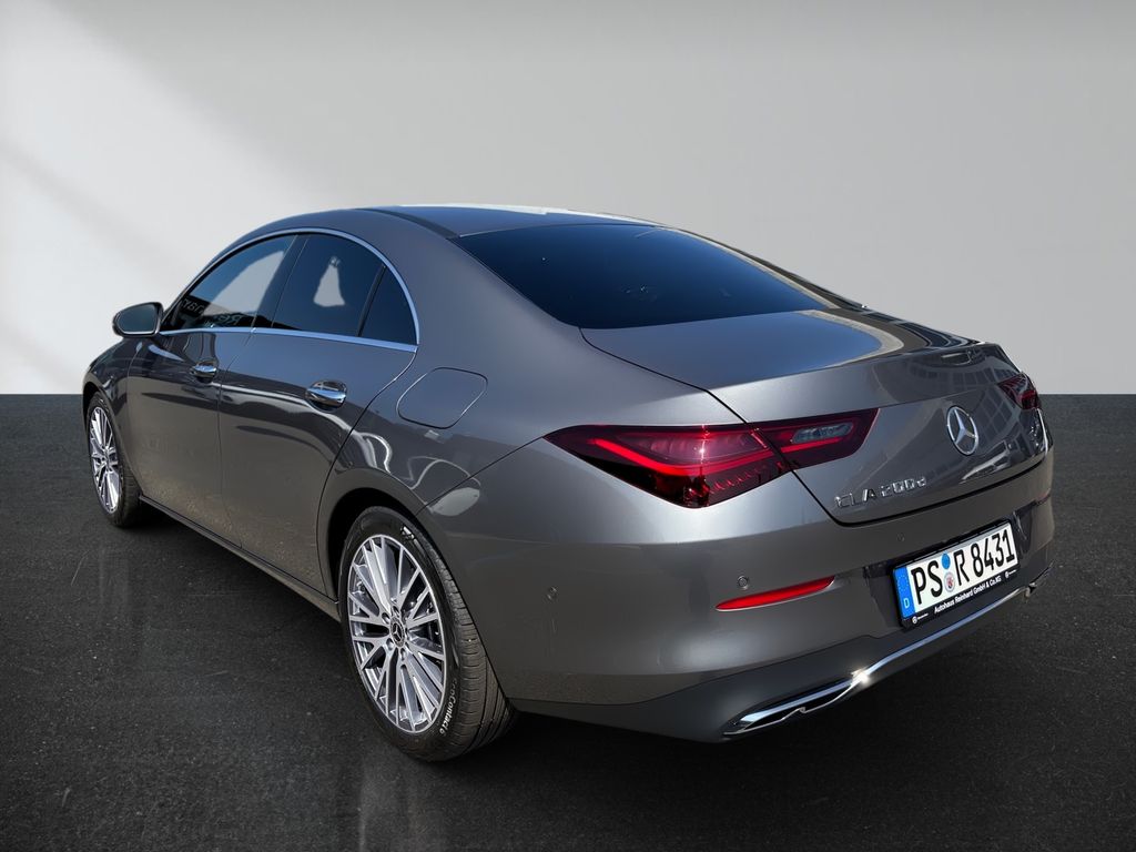 Mercedes-Benz CLA 200 2025