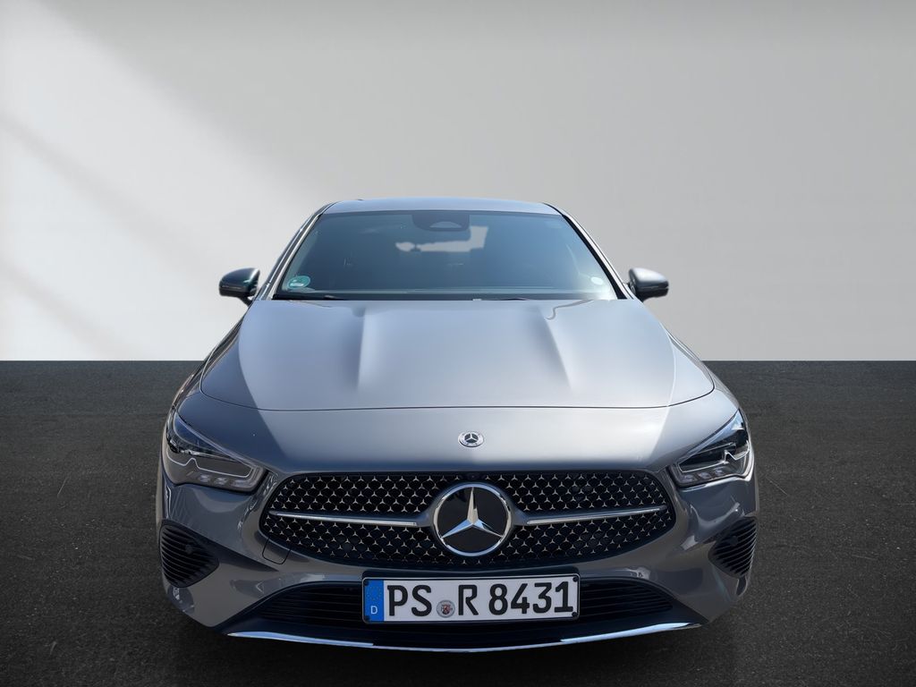 Mercedes-Benz CLA 200 2025