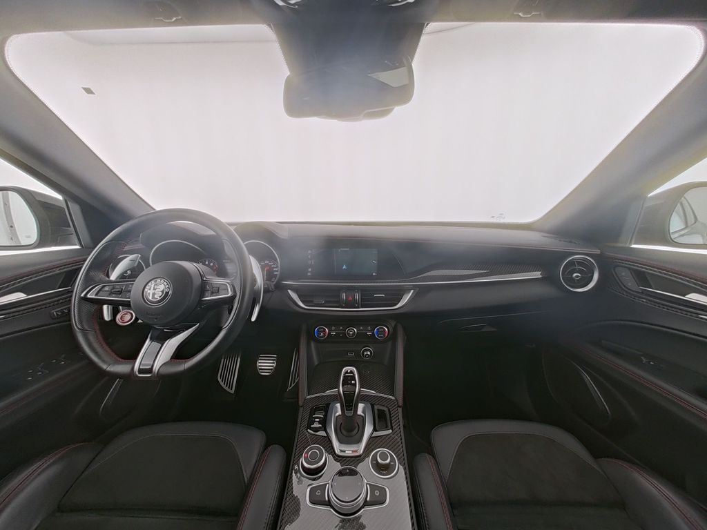 Alfa Romeo Stelvio 2022