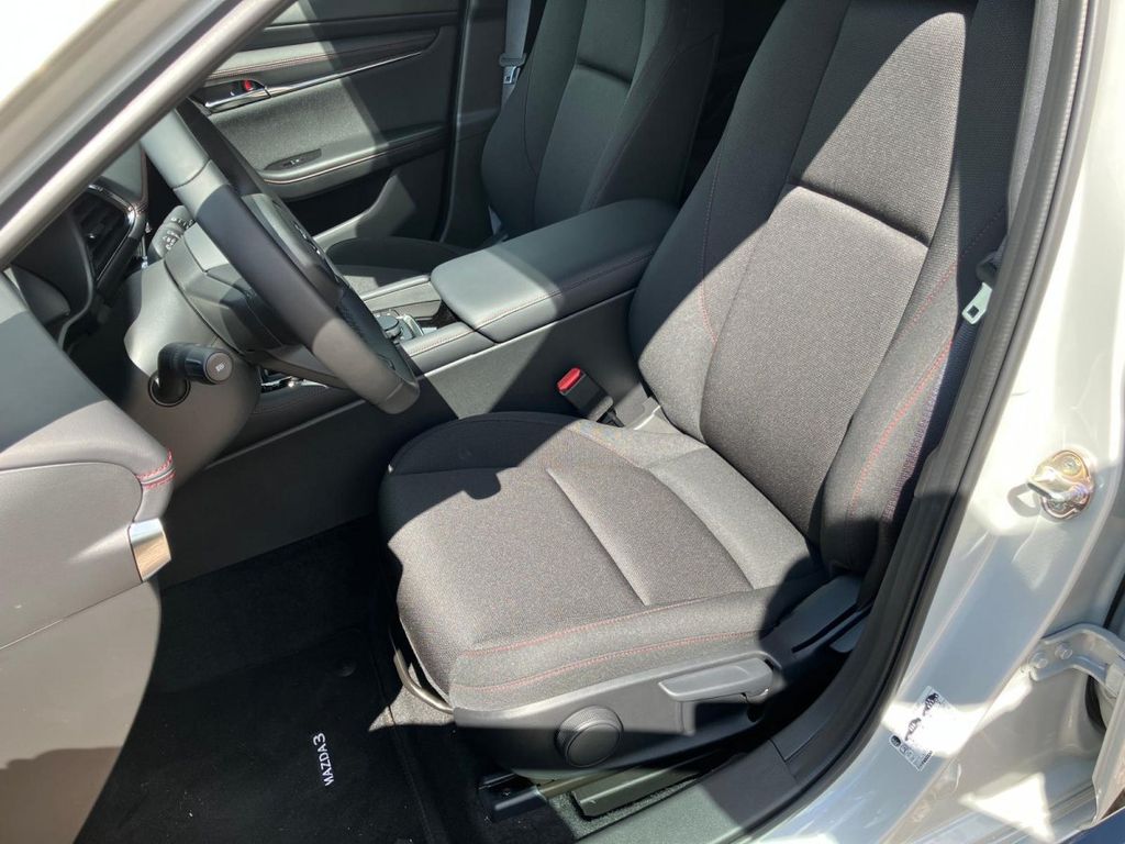 Mazda 3 2025