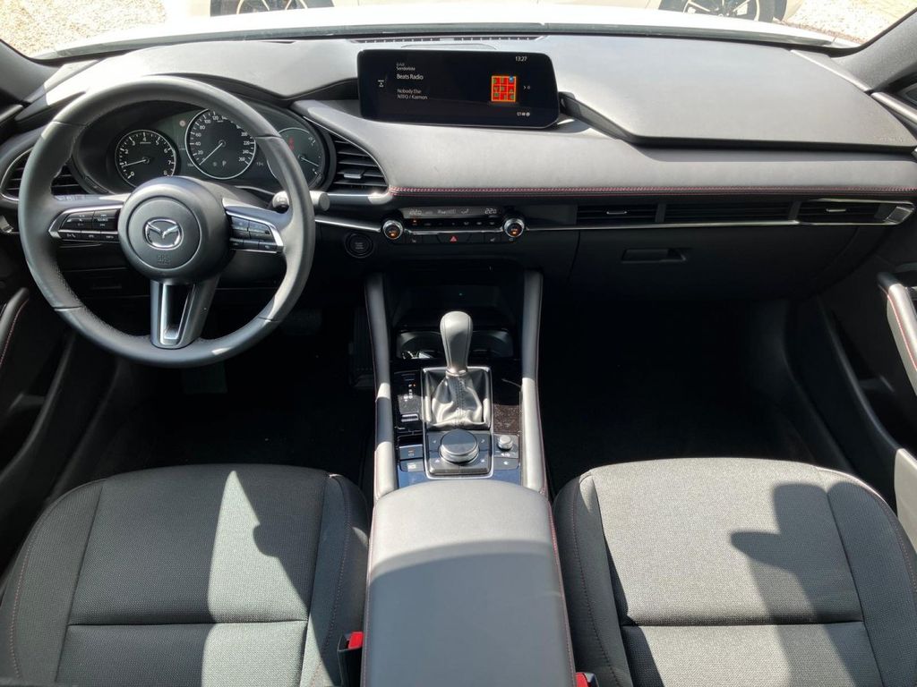 Mazda 3 2025