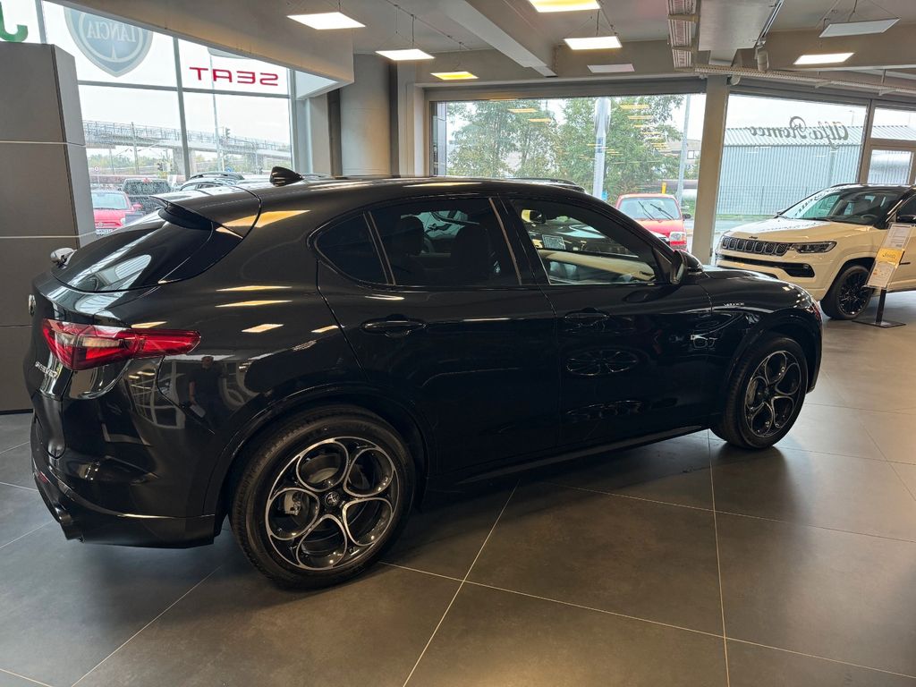 Alfa Romeo Stelvio 2022