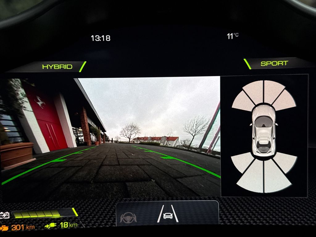 Ferrari 296 GTS 2024