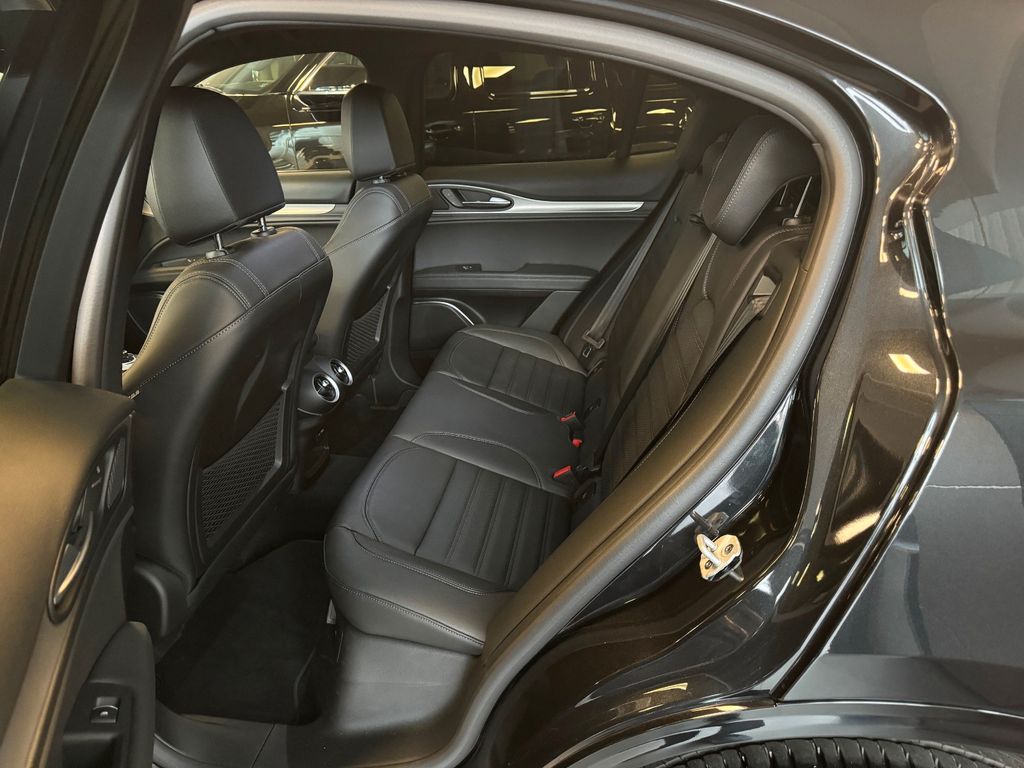 Alfa Romeo Stelvio 2022