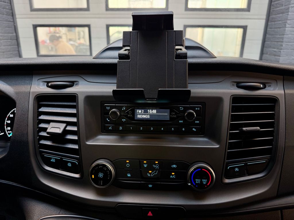 Ford Transit 2021