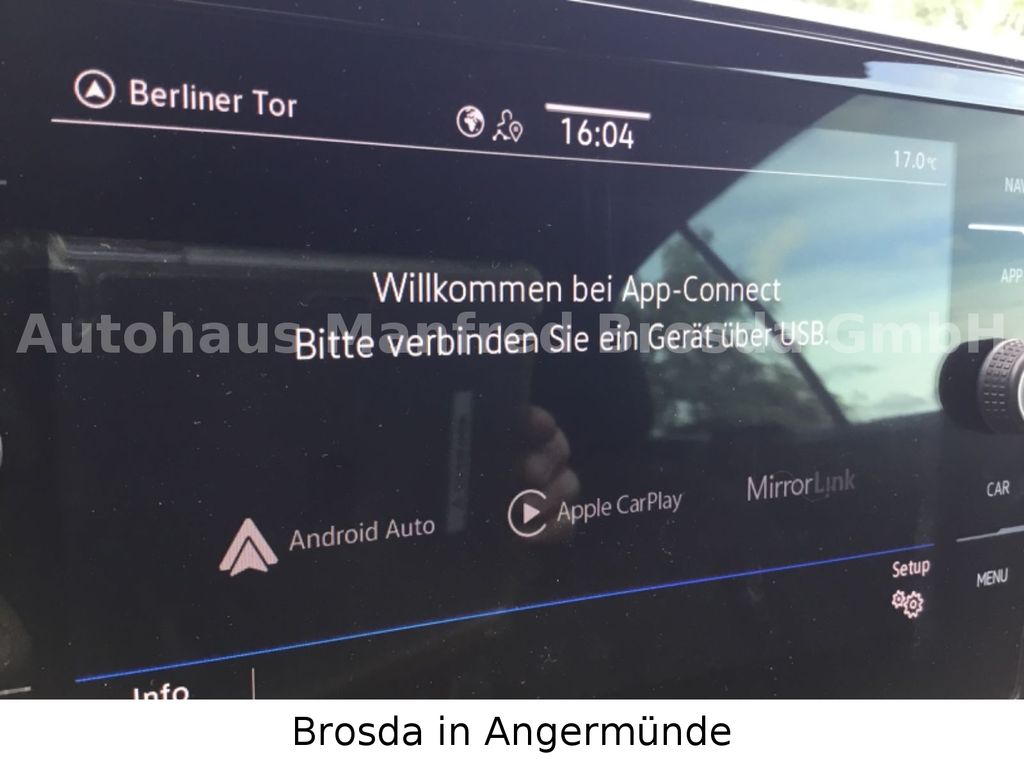 Volkswagen T-Roc 2024