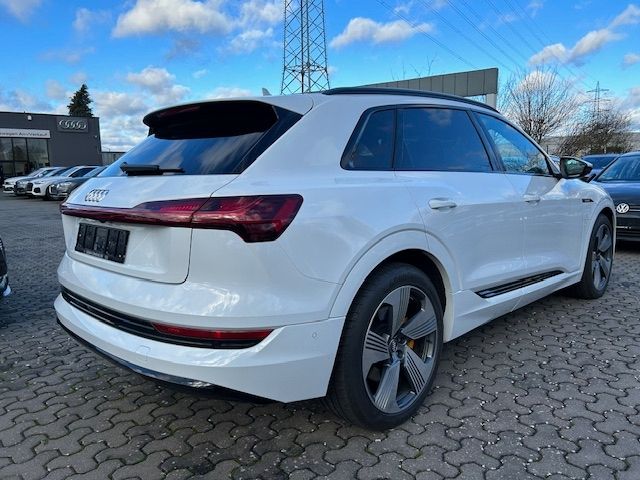 Audi e-tron 2019