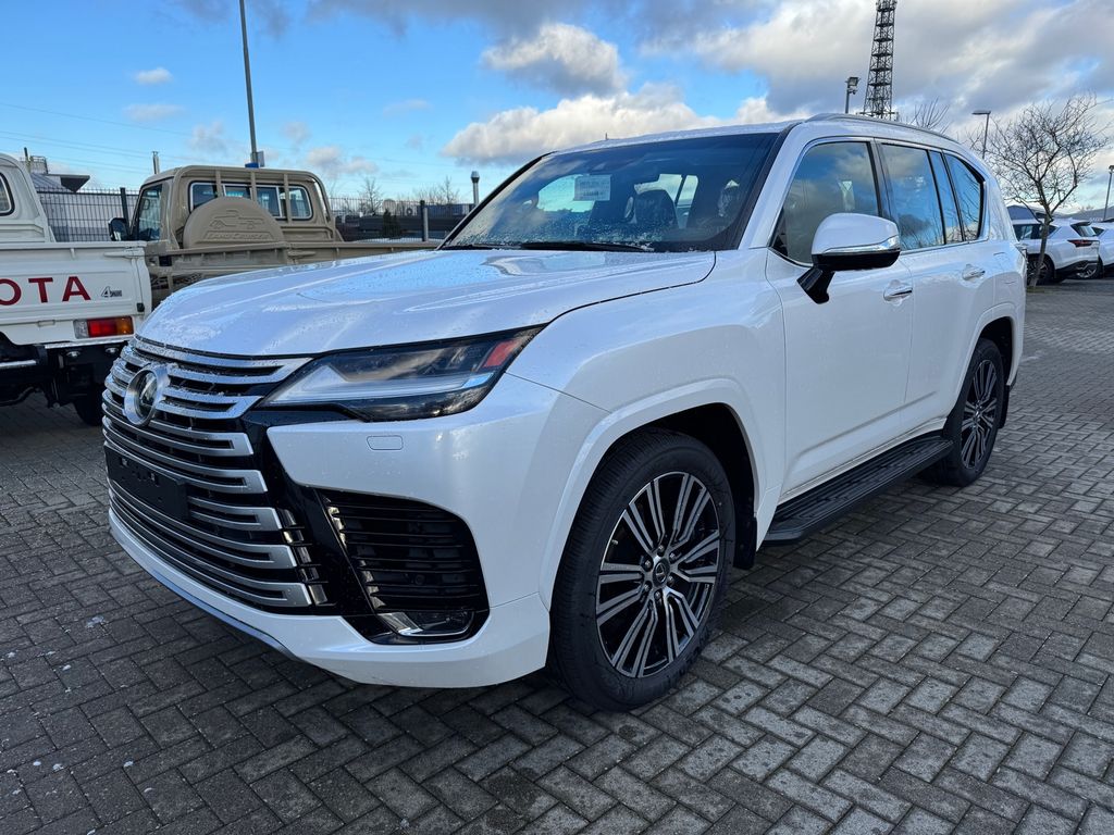 Lexus LX 500