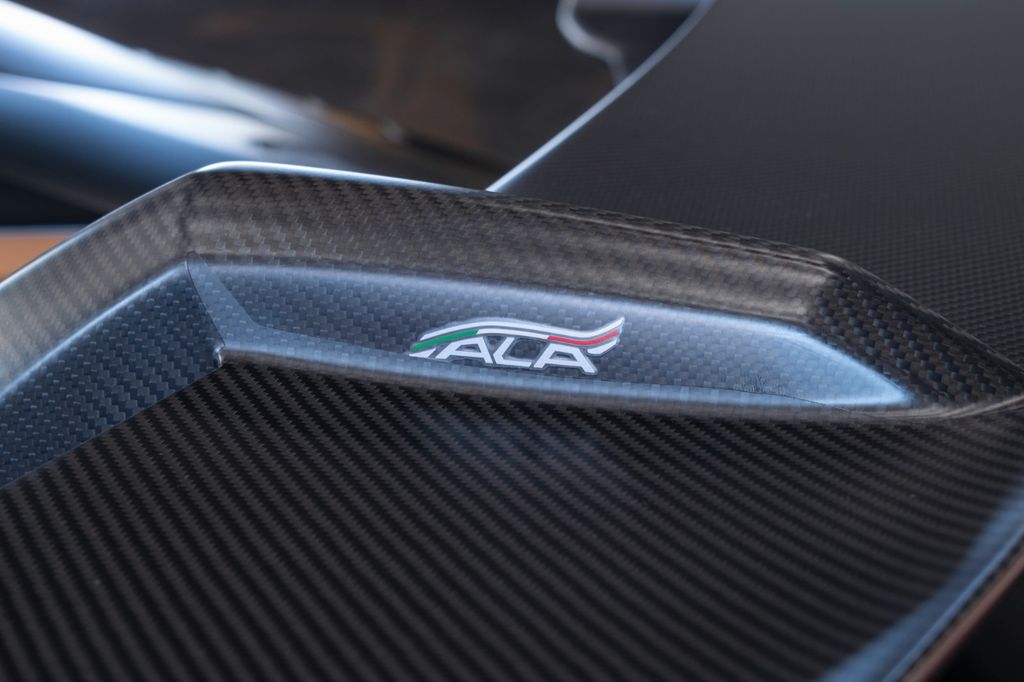 Lamborghini Aventador 2021