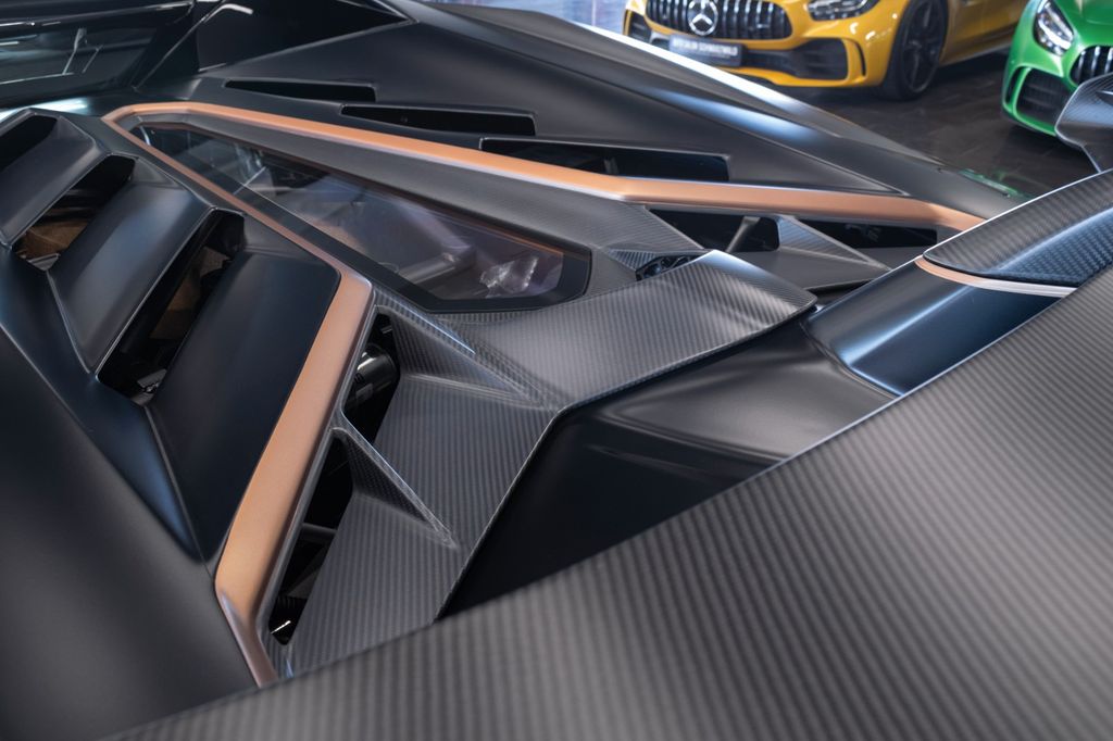 Lamborghini Aventador 2021