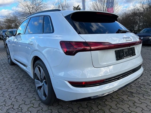 Audi e-tron 2019