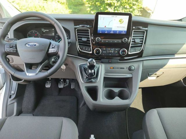 Ford Tourneo Custom 2023