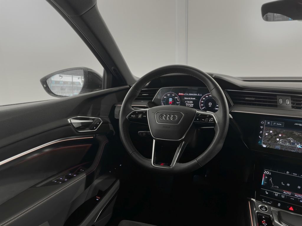 Audi e-tron 2021
