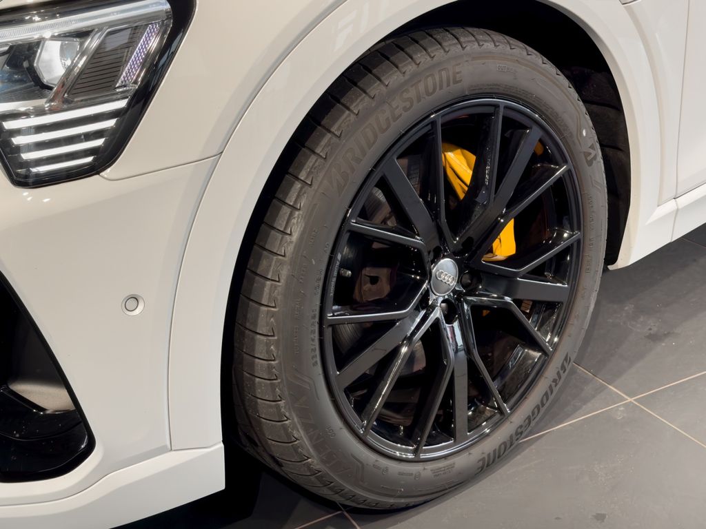 Audi e-tron 2021