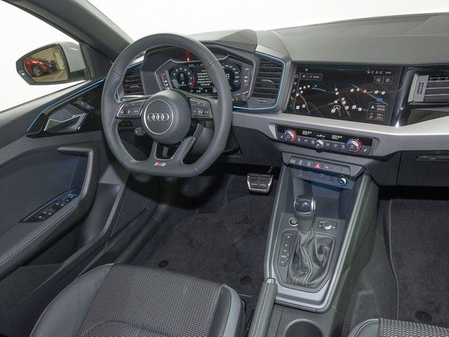 Audi A1 2024