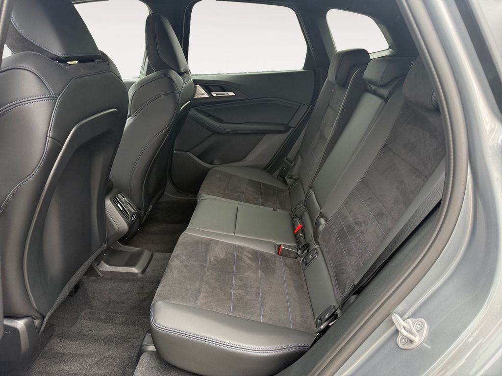 BMW 220 2024