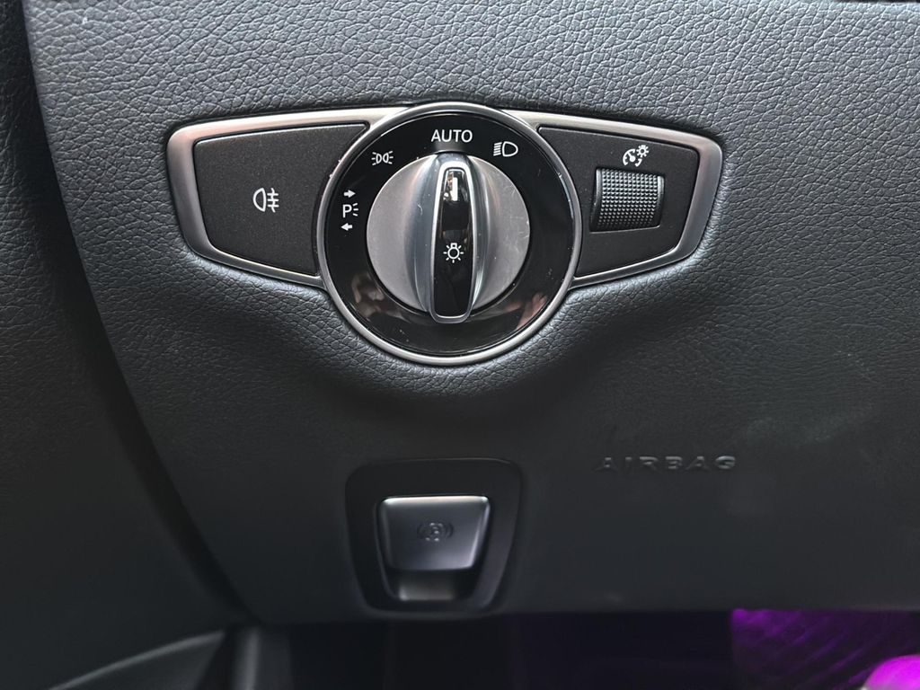 Mercedes-Benz E 300 2021