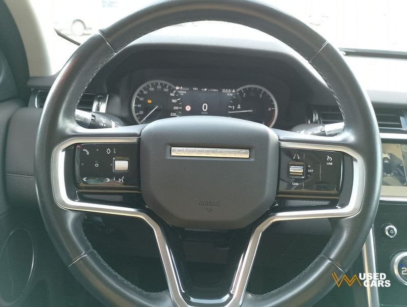 Land Rover Discovery Sport 2021